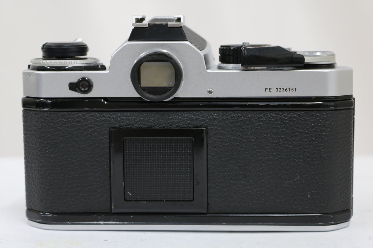 ニコン Nikon FE NIKKOR Ai-s 28mm F3.5 ボディレンズセット 4