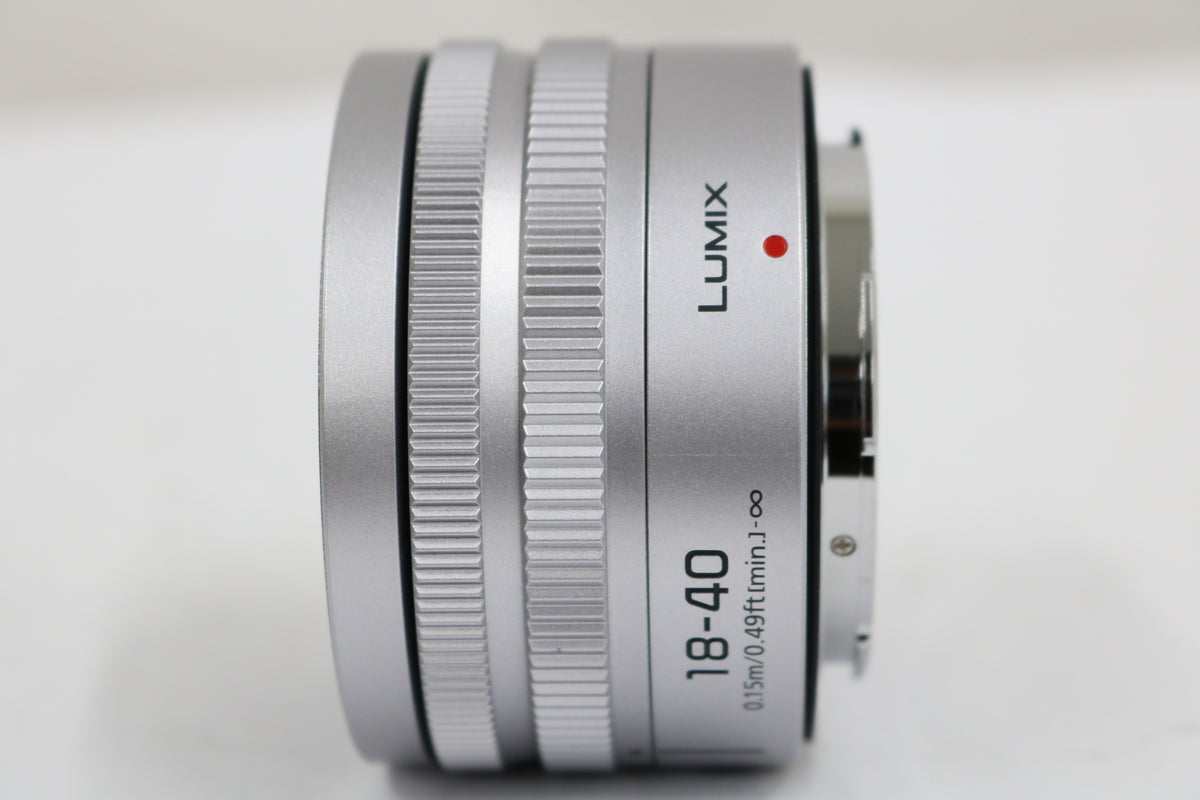 Lumix ルミックス 18-40mm F4.5-6.3 レンズ 4