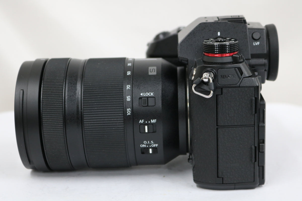 【シャッター回数1878回】 Lumix ルミックス S1R + 24-105mm F4 S ミラーレス一眼 3