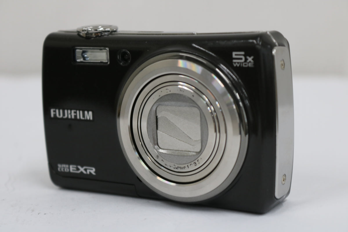 フジフィルム Fujifilm FIEPIX F200 EXR 5x ブラック コンパクトデジタルカメラ 1