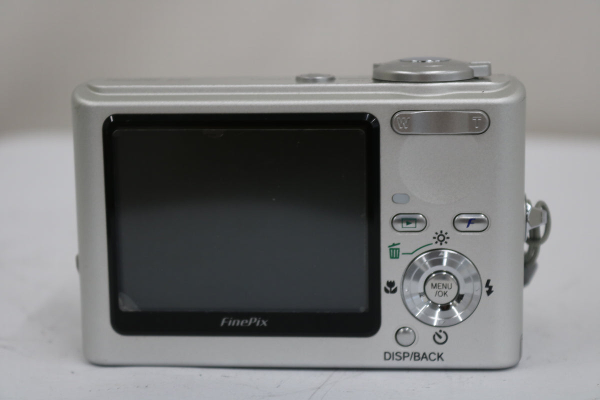 フジフィルム Fujifilm FINEPIX F10 3x バッテリー付き コンパクトデジタルカメラ 4