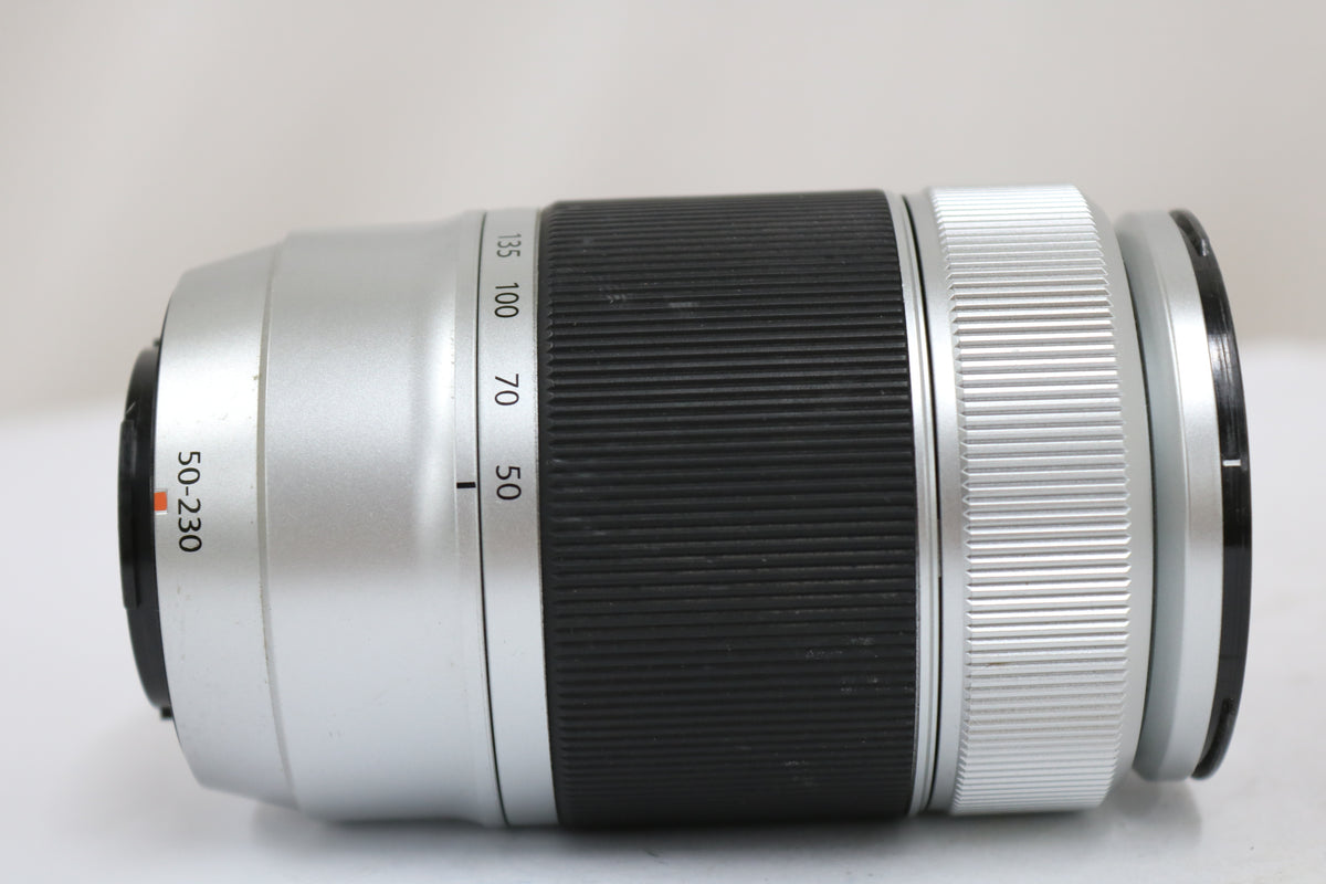 フジフィルム Fujifilm FUJINON ASPHERICAL SUPER EBC XC 50-230mm F4.5-6.7 OIS レンズ 3