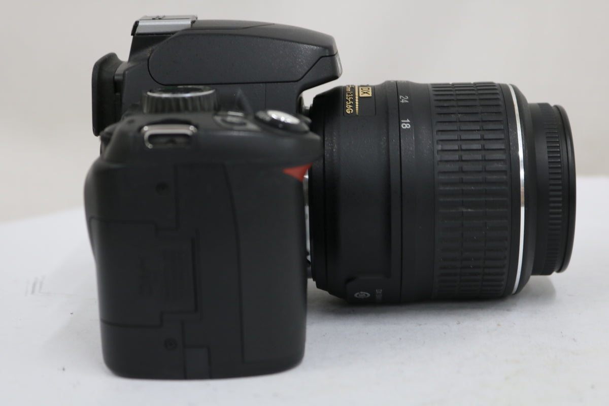 【シャッター6993回】ニコン Nikon D60 AF-S DX NIKKOR 18-55mm F3.5-5.6 G VR 付属品多数 デジタル一眼 3