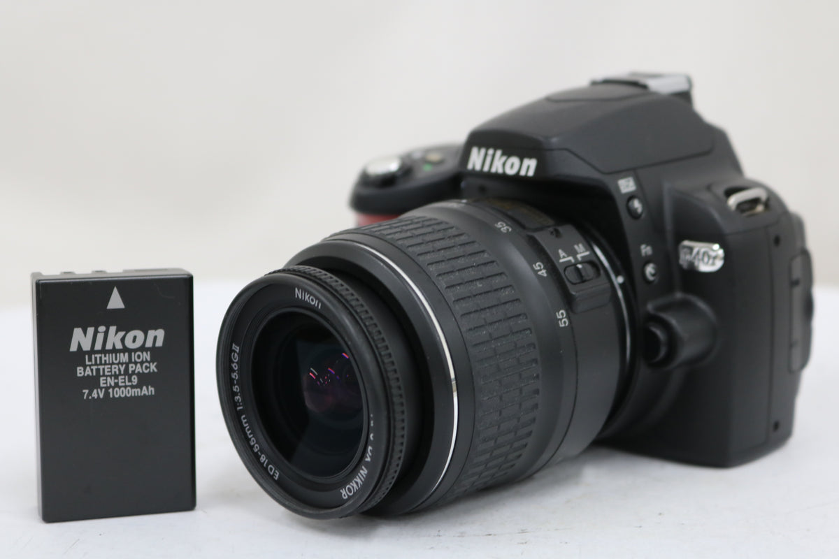 【シャッター10回】ニコン Nikon D40X AF-S DX NIKKOR ED 18-55mm F3.5-5.6 G II デジタル一眼 1
