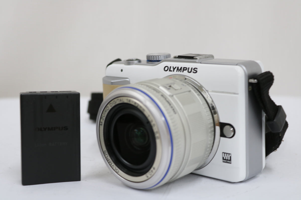 【シャッター205回】オリンパス Olympus PEN E-PL1 ホワイト 14-42mm F3.5-5.6 ミラーレス一眼 1
