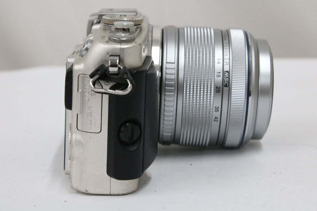 【シャッター3809回】オリンパス Olympus PEN Lite E-PL5 M.ZUIKO DIGITAL 14-42mm ミラーレス一眼 3
