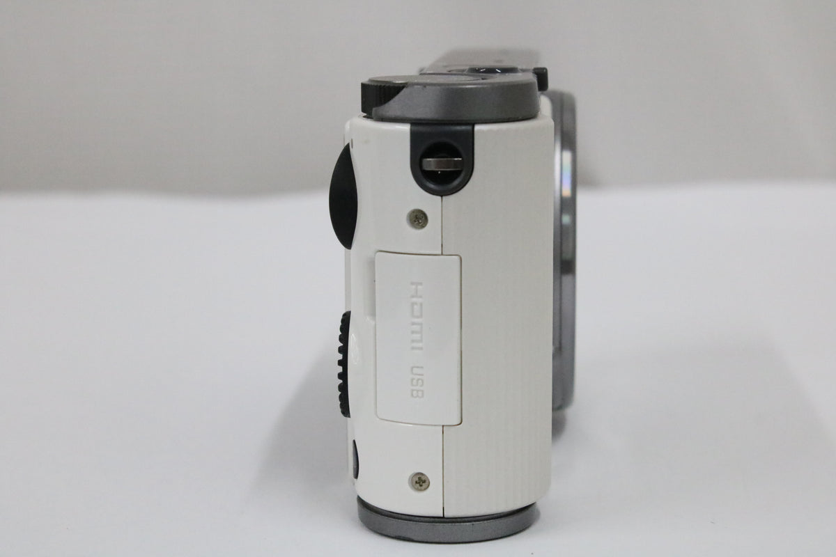 カシオ Casio EXILIM EX-ZR1750 18x ホワイト バッテリー付き コンパクトデジタルカメラ 3