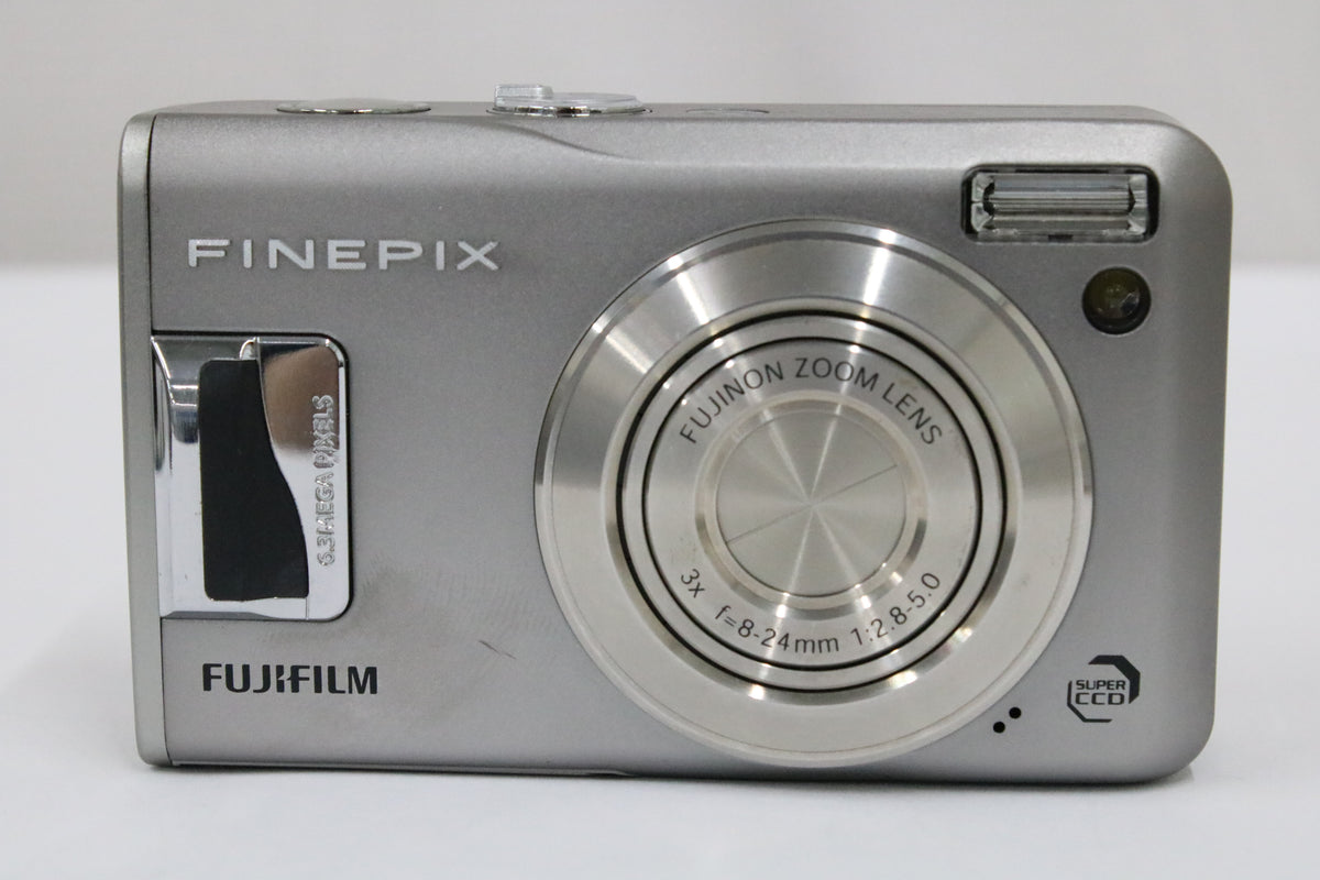 フジフィルム Fujifilm FINEPIX F31fd 3x コンパクトデジタルカメラ 2