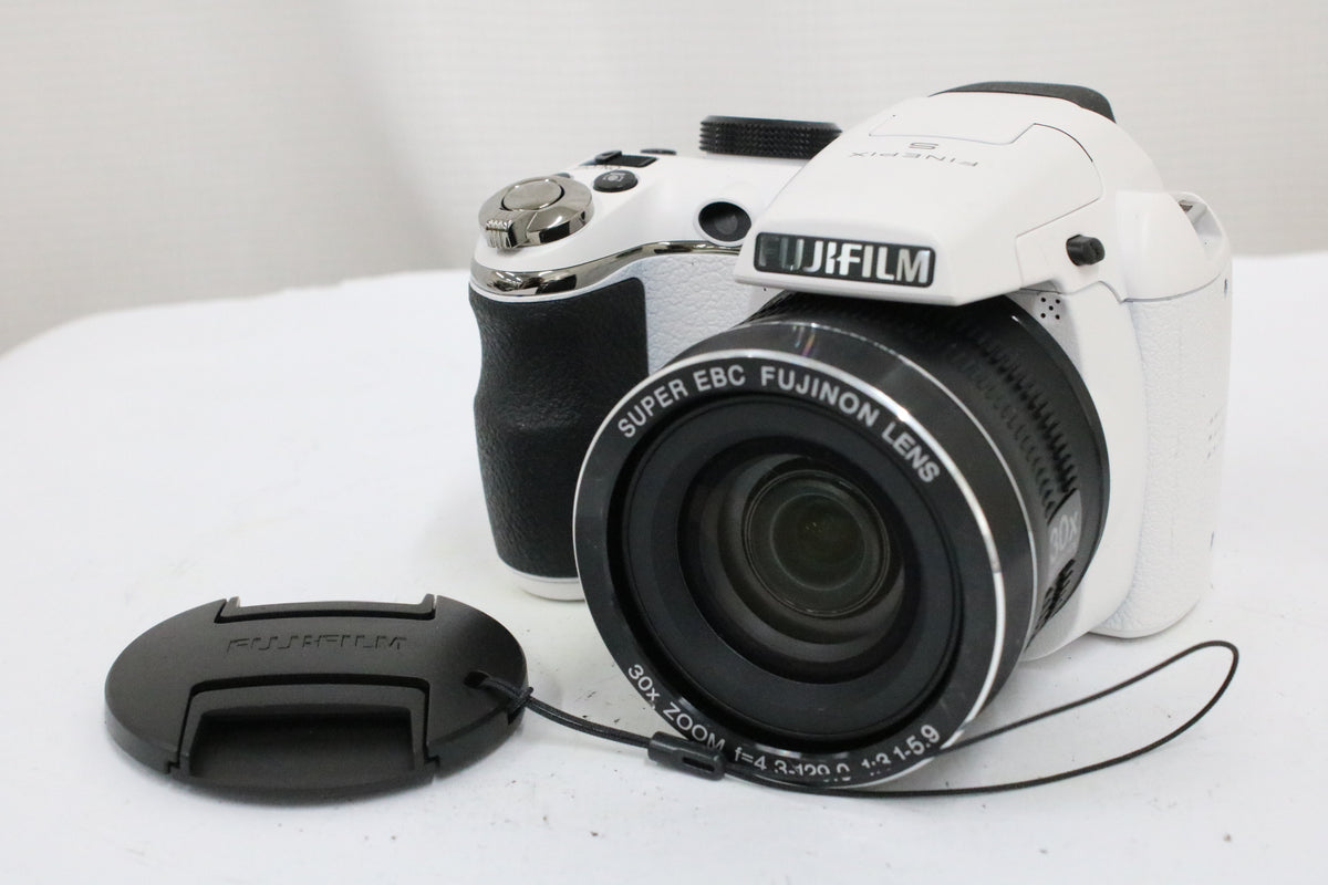 【便利な単三電池で使用可】フジフィルム Fujifilm FINEPIX S 30x ホワイト コンパクトデジタルカメラ 1
