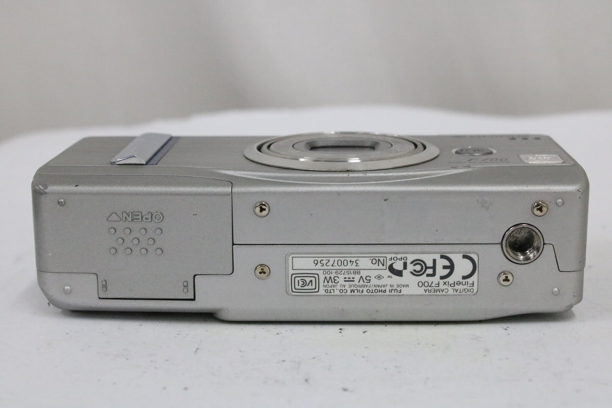 フジフィルム Fujifilm FINEPIX F700 バッテリー付き コンパクトデジタルカメラ 7