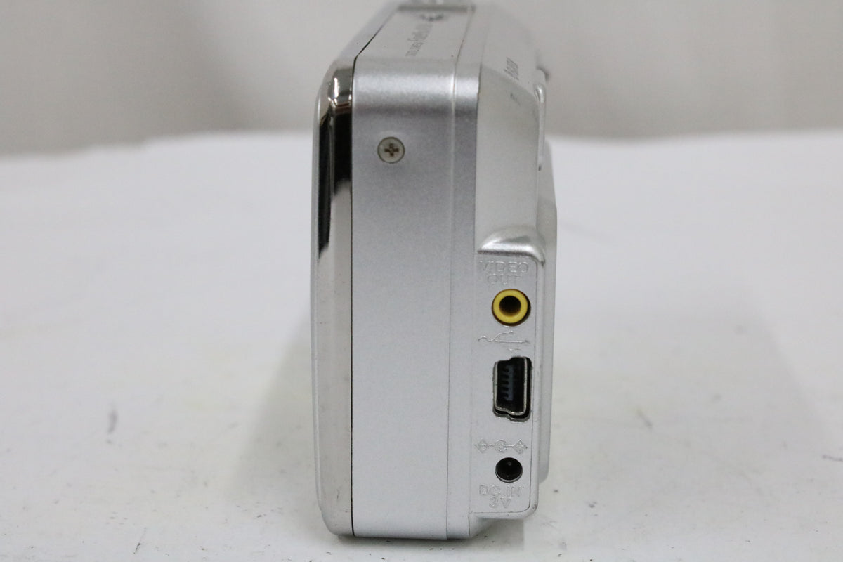 【便利な単三電池で使用可】フジフィルム Fujifilm Finepix A500 3x コンパクトデジタルカメラ 5