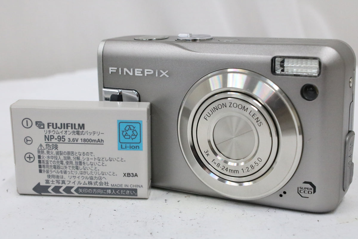 フジフィルム Fujifilm FINEPIX F31fd 3x バッテリー付き コンパクトデジタルカメラ 1