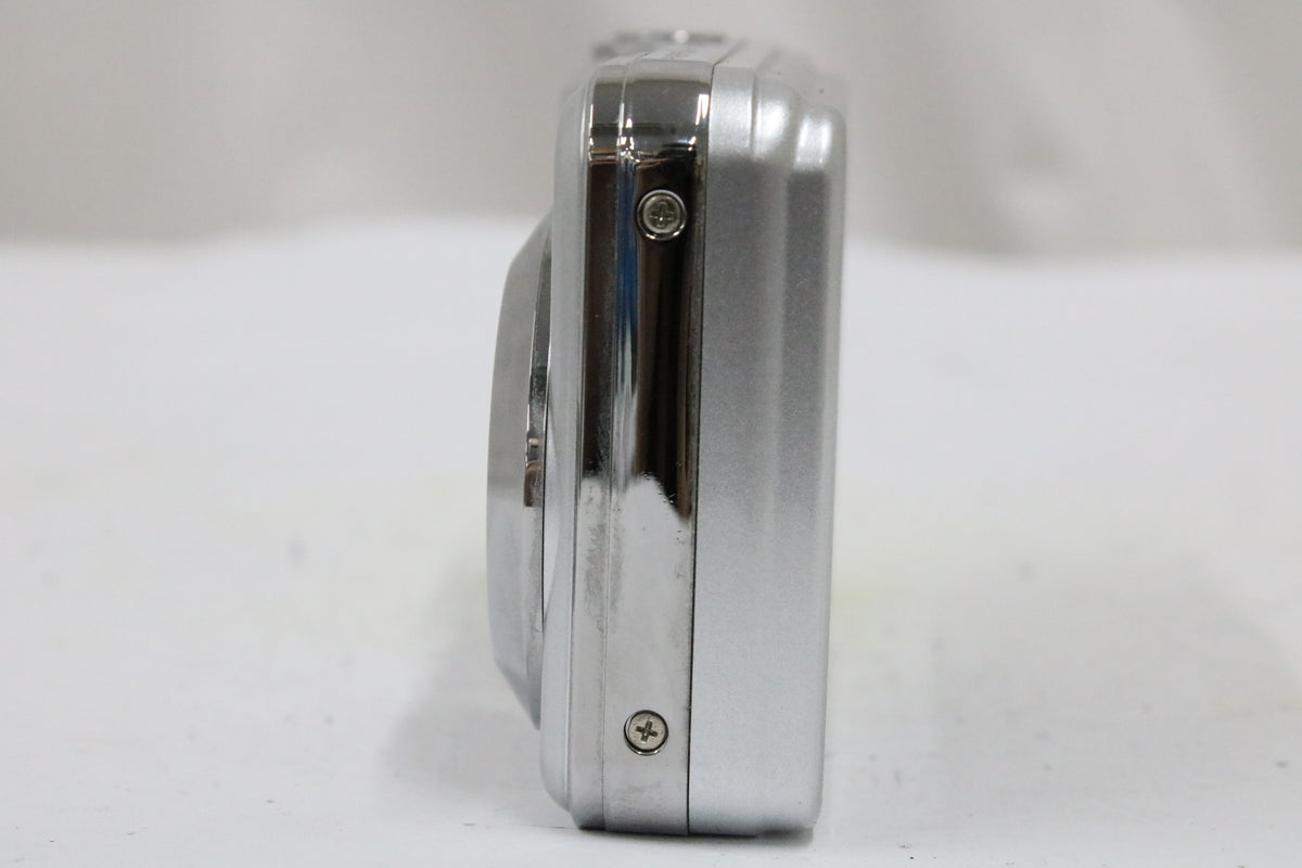 【便利な単三電池で使用可】フジフィルム Fujifilm FINEPIX AV230 3x コンパクトデジタルカメラ 5