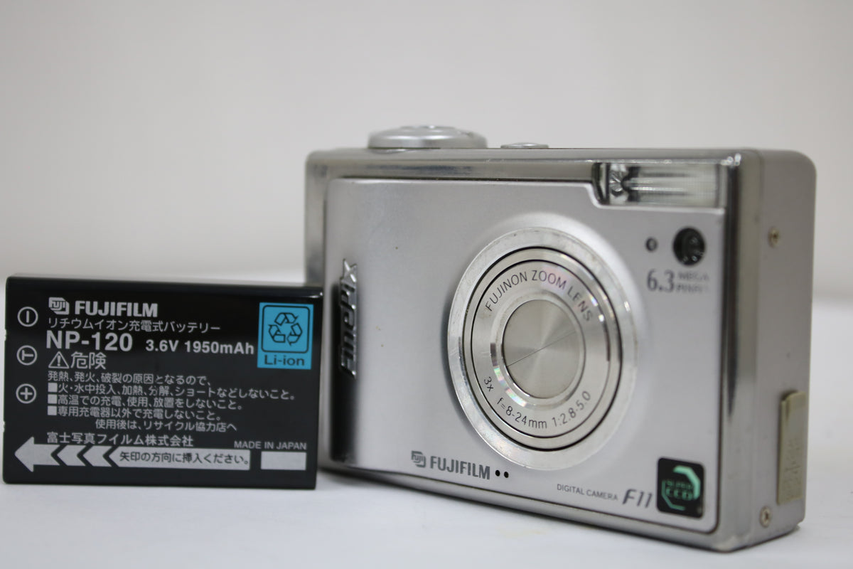 フジフィルム Fujifilm Finepix F11 3x バッテリー付き コンパクトデジタルカメラ 1
