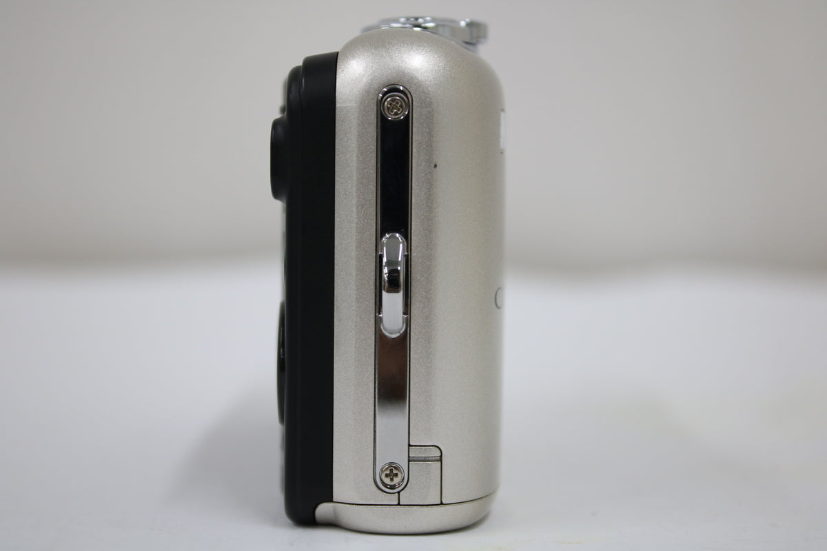 ニコン Nikon COOLPIX L30 5x コンパクトデジタルカメラ 5
