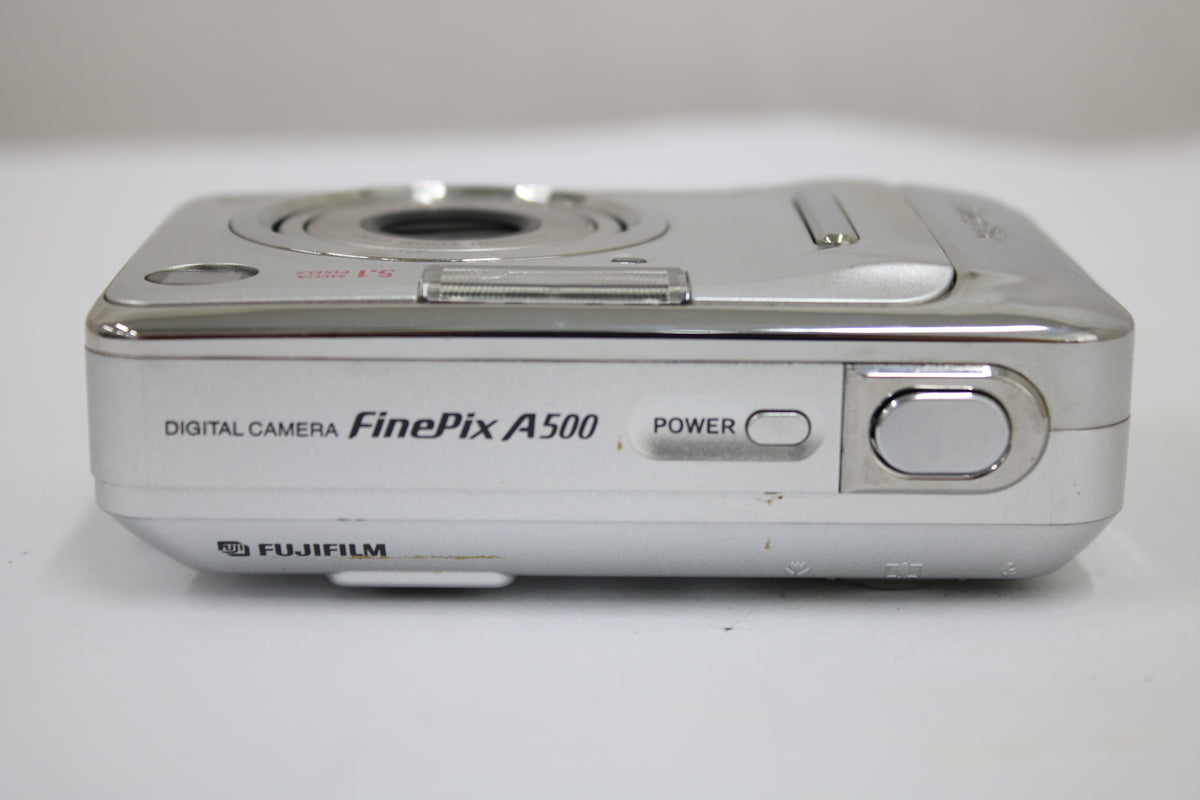 【便利な単三電池で使用可】フジフィルム Fujifilm FINEPIX A500 3x コンパクトデジタルカメラ 6