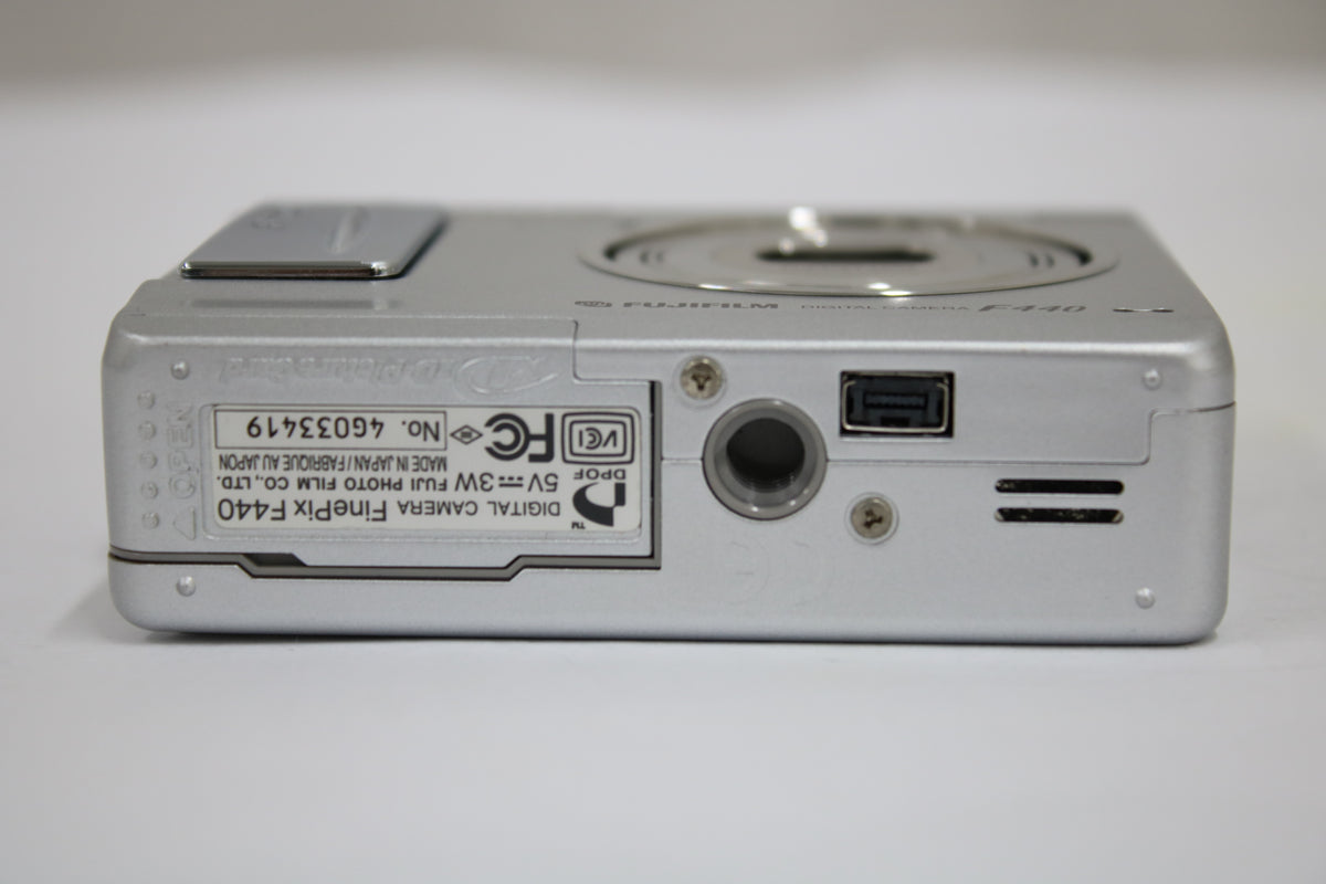 フジフィルム Fujifilm FINEPIX F440 バッテリー付き コンパクトデジタルカメラ 7