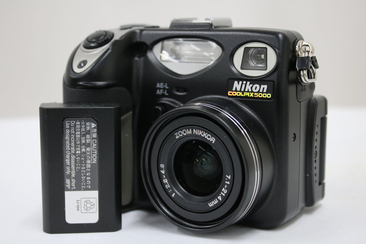 ニコン Nikon COOLPIX 5000 バッテリー付き コンパクトデジタルカメラ 1