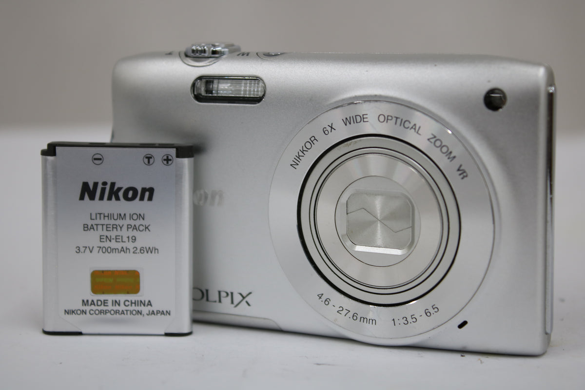 ニコン Nikon COOLPIX S3300 6x バッテリー付き コンパクトデジタルカメラ 1