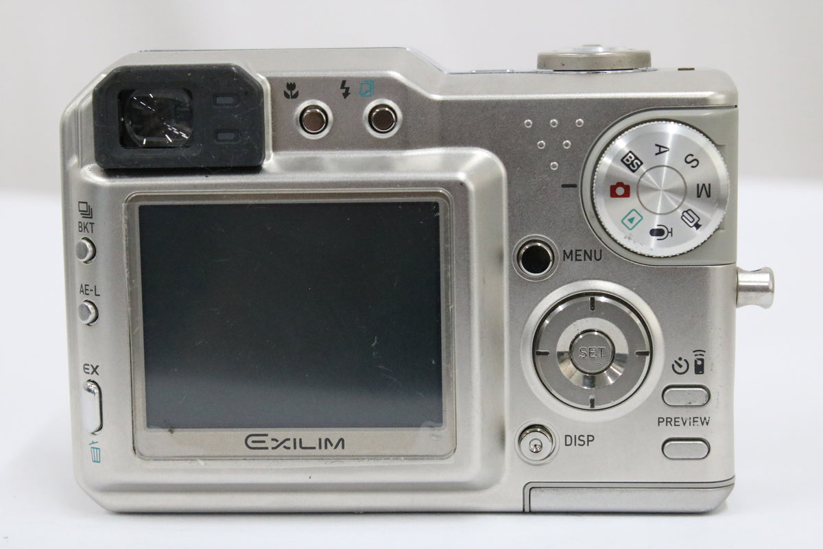 カシオ Casio EXILIM EX-P600 4x バッテリー付き コンパクトデジタルカメラ 4