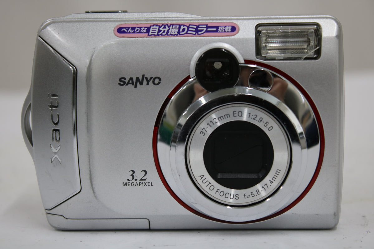 【便利な単三電池で使用可】サンヨー SANYO DSC-S3型 コンパクトデジタルカメラ 2