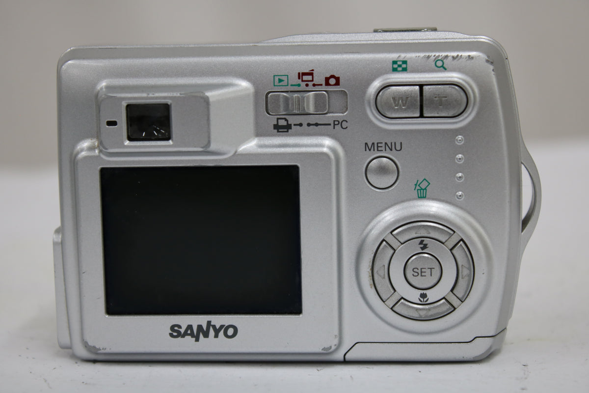 【便利な単三電池で使用可】サンヨー SANYO DSC-S3型 コンパクトデジタルカメラ 4