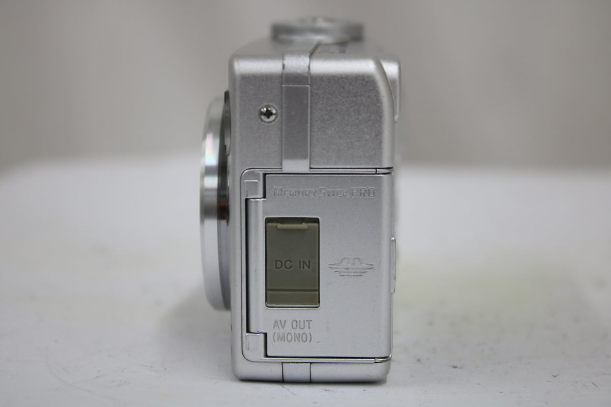 【便利な単三電池で使用可】ソニー Sony Cyber-shot DSC-W1 3x コンパクトデジタルカメラ 5