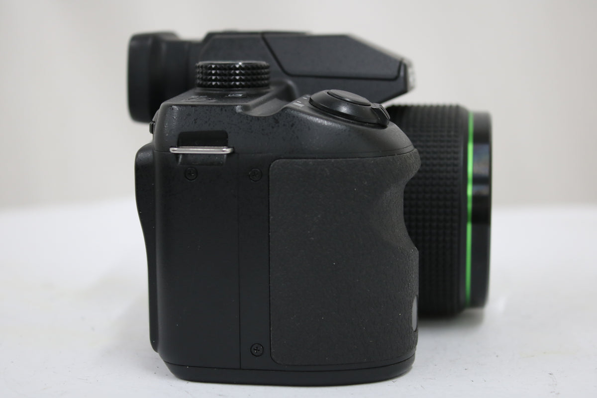 ペンタックス Pentax X-5 26x コンパクトデジタルカメラ 3