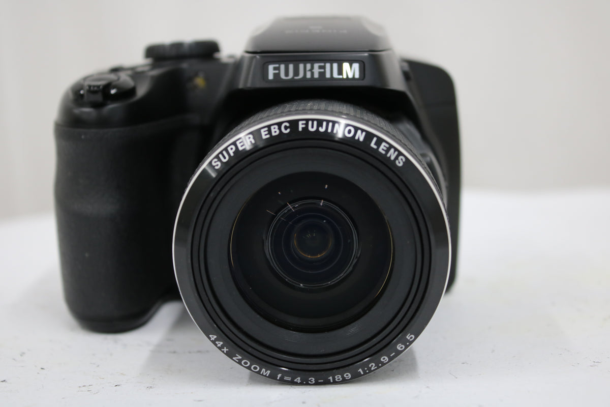 【便利な単三電池で使用可】フジフィルム Fujifilm FINEPIX S ブラック 44x コンパクトデジタルカメラ 2