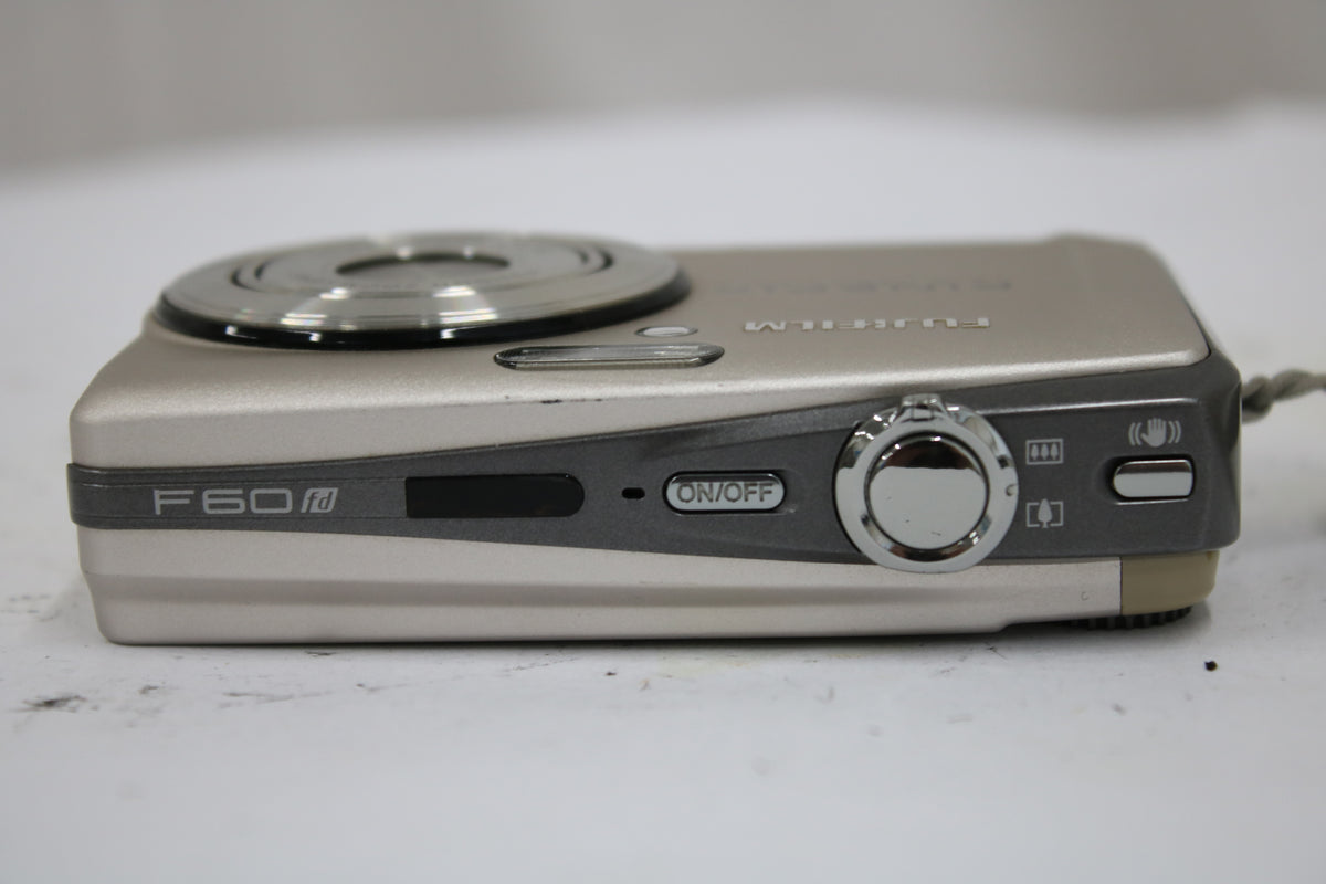 フジフィルム Fujifilm FINEPIX F60fd 3x ゴールド バッテリー付き コンパクトデジタルカメラ 6