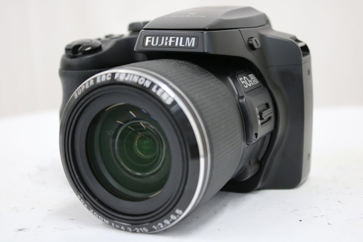 【便利な単三電池で使用可】フジフィルム Fujifilm FINEPIX S9200 50x ブラック コンパクトデジタルカメラ 1