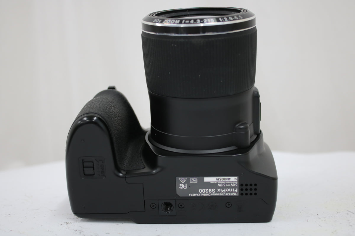【便利な単三電池で使用可】フジフィルム Fujifilm FINEPIX S9200 50x ブラック コンパクトデジタルカメラ 7