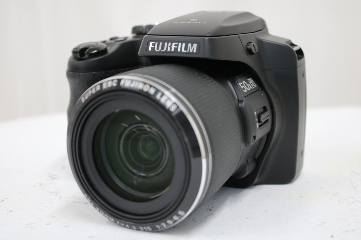 【便利な単三電池で使用可】フジフィルム Fujifilm FINEPIX S9200 50x ブラック コンパクトデジタルカメラ 1