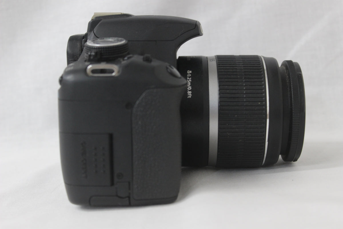 【シャッター9821回】キャノン Canon EOS Kiss X3 EF-S 18-55mm F3.5-5.6 IS デジタル一眼 3