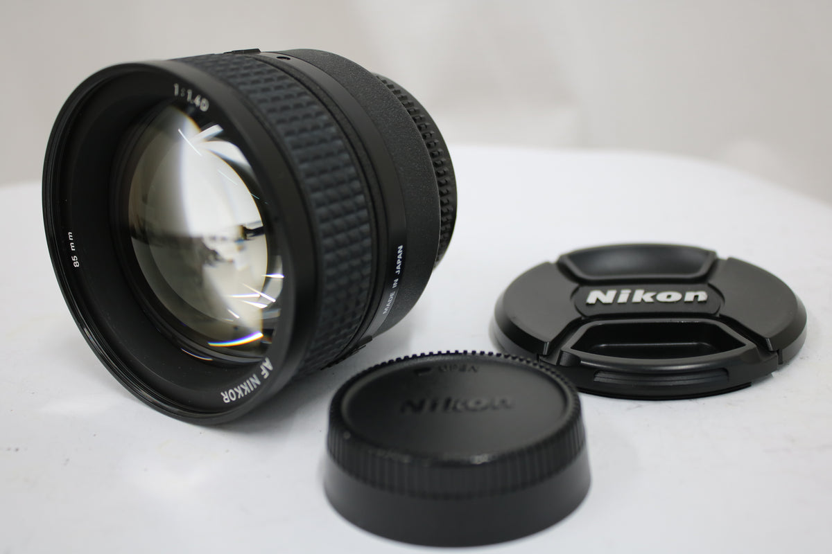 ニコン Nikon AF NIkkor 85mm F1.4 D レンズ 1