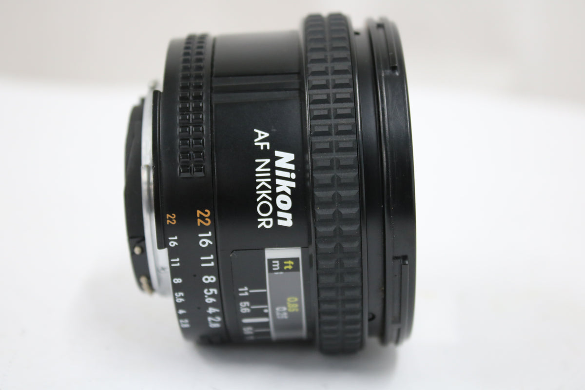 ニコン Nikon AF NIkkor 20mm F2.8 レンズ 3