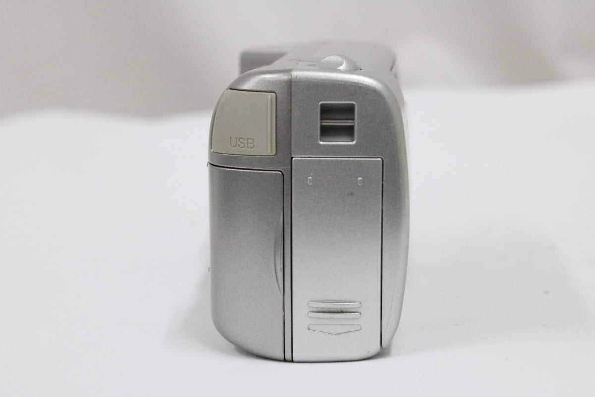 【便利な単三電池で使用可】オリンパス Olympus CAMEDIA X-100 コンパクトデジタルカメラ 3