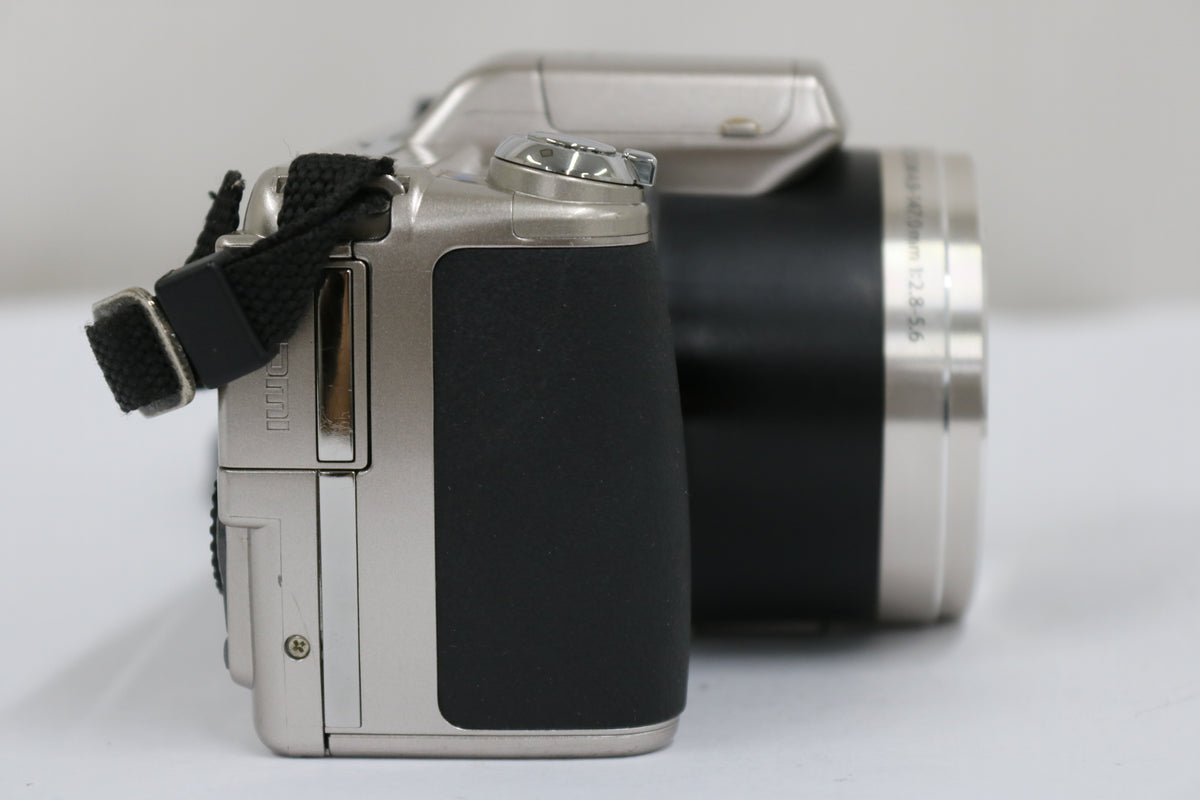 オリンパス Olympus SP-800UZ 30x バッテリー付き コンパクトデジタルカメラ 3