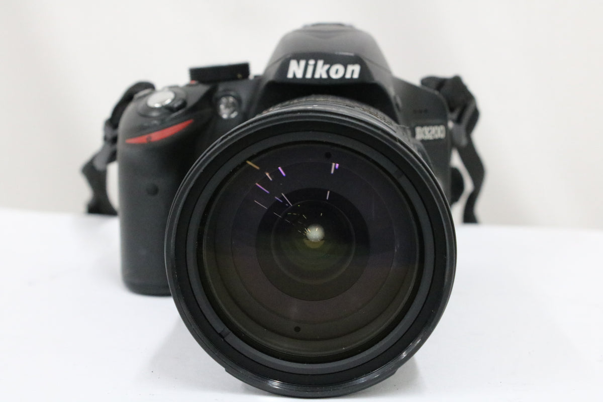 【シャッター2793回】ニコン Nikon D3200 DX AF-S NIKKOR 18-200mm F3.5-5.6 G II ED デジタル一眼 2