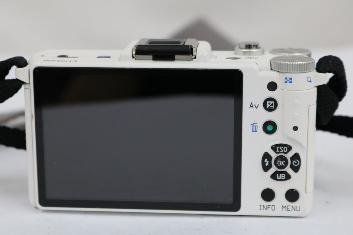 【シャッター910回】ペンタックス Pentax Q オレンジ 5-15mm F2.8-4.5 ミラーレス一眼 4
