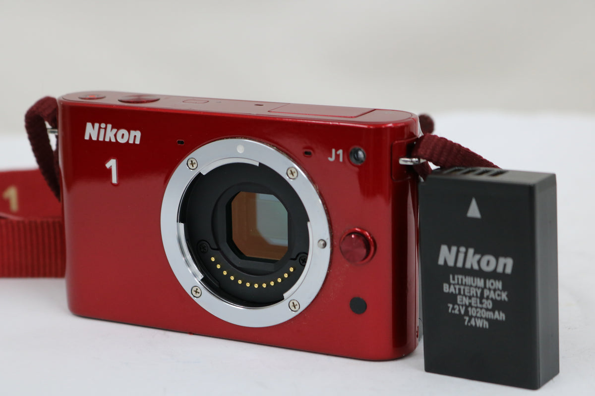 【シャッター1983回】ニコン Nikon 1 J1 レッド ミラーレス一眼 1