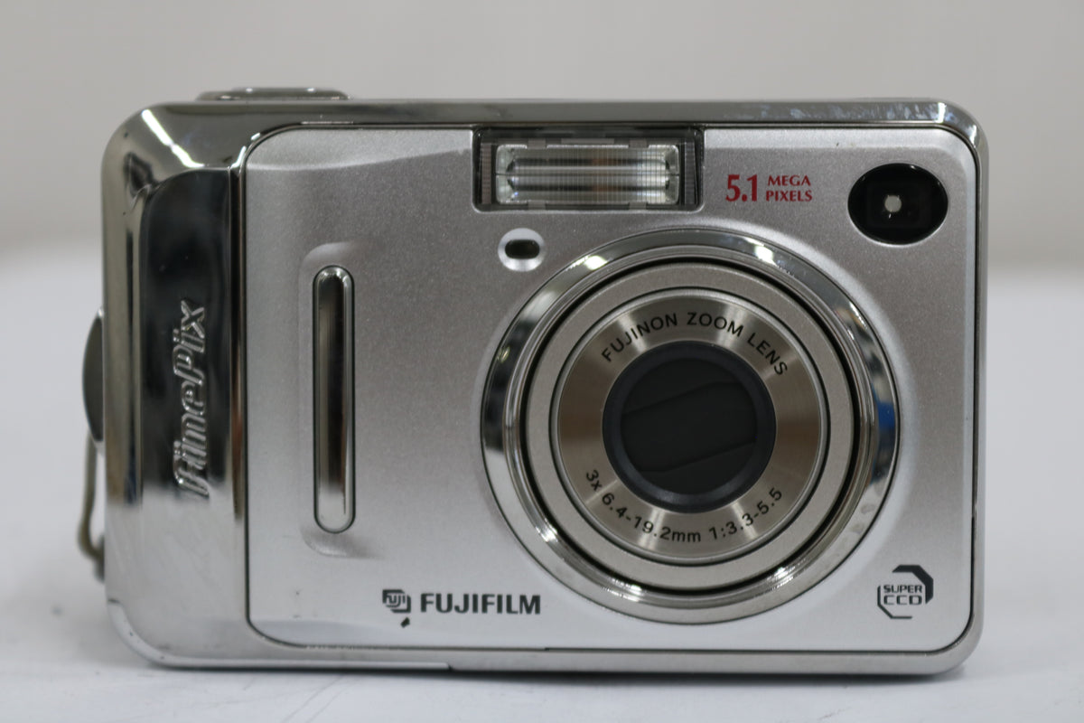 フジフィルム Fujifilm FINEPIX A500 3x コンパクトデジタルカメラ 2