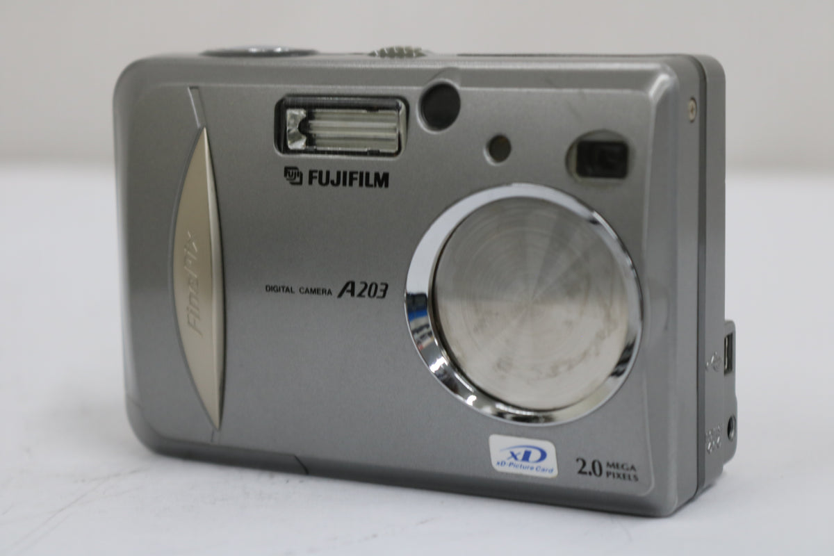 フジフィルム Fujifilm FINEPIX A203 3x コンパクトデジタルカメラ 1