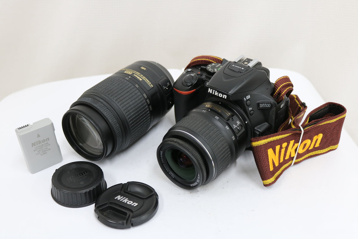 【シャッター10174回】ニコン Nikon D5500 DX AF-S NIKKOR 18-55mm 55-300mm デジタル一眼 1