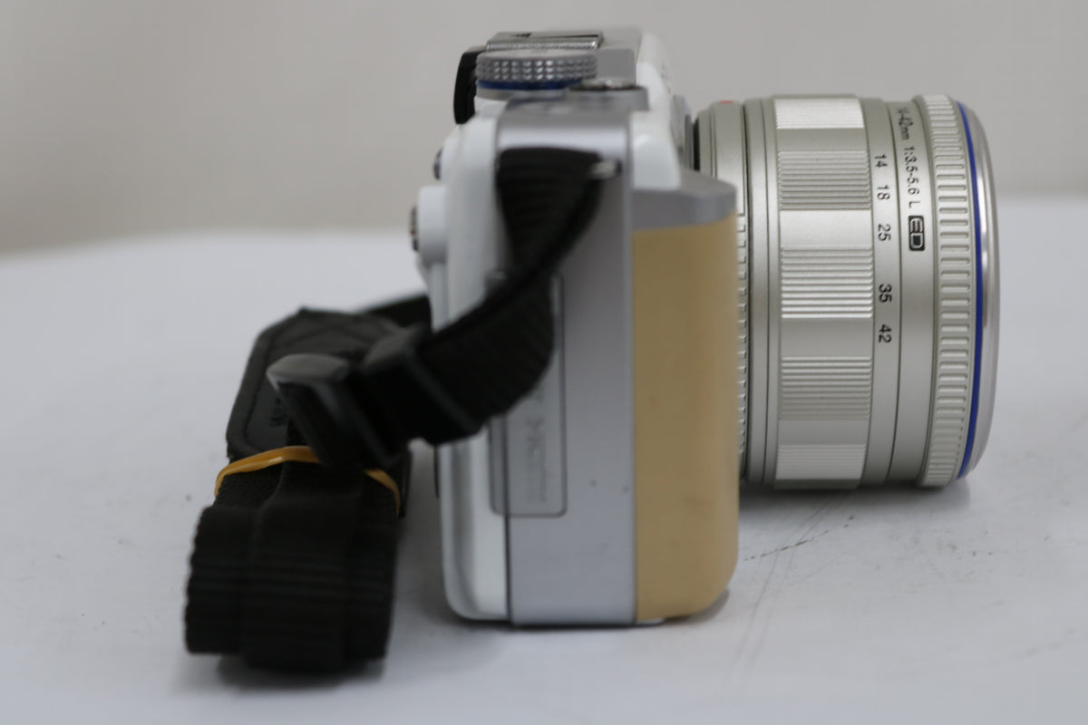 【シャッター205回】オリンパス Olympus PEN E-PL1 ホワイト 14-42mm F3.5-5.6 ミラーレス一眼 3