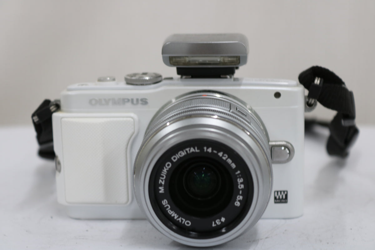 【シャッター674回】オリンパス Olympus PEN Lite E-PL6 ホワイト 14-42mm F3.5-5.6 ミラーレス一眼 2
