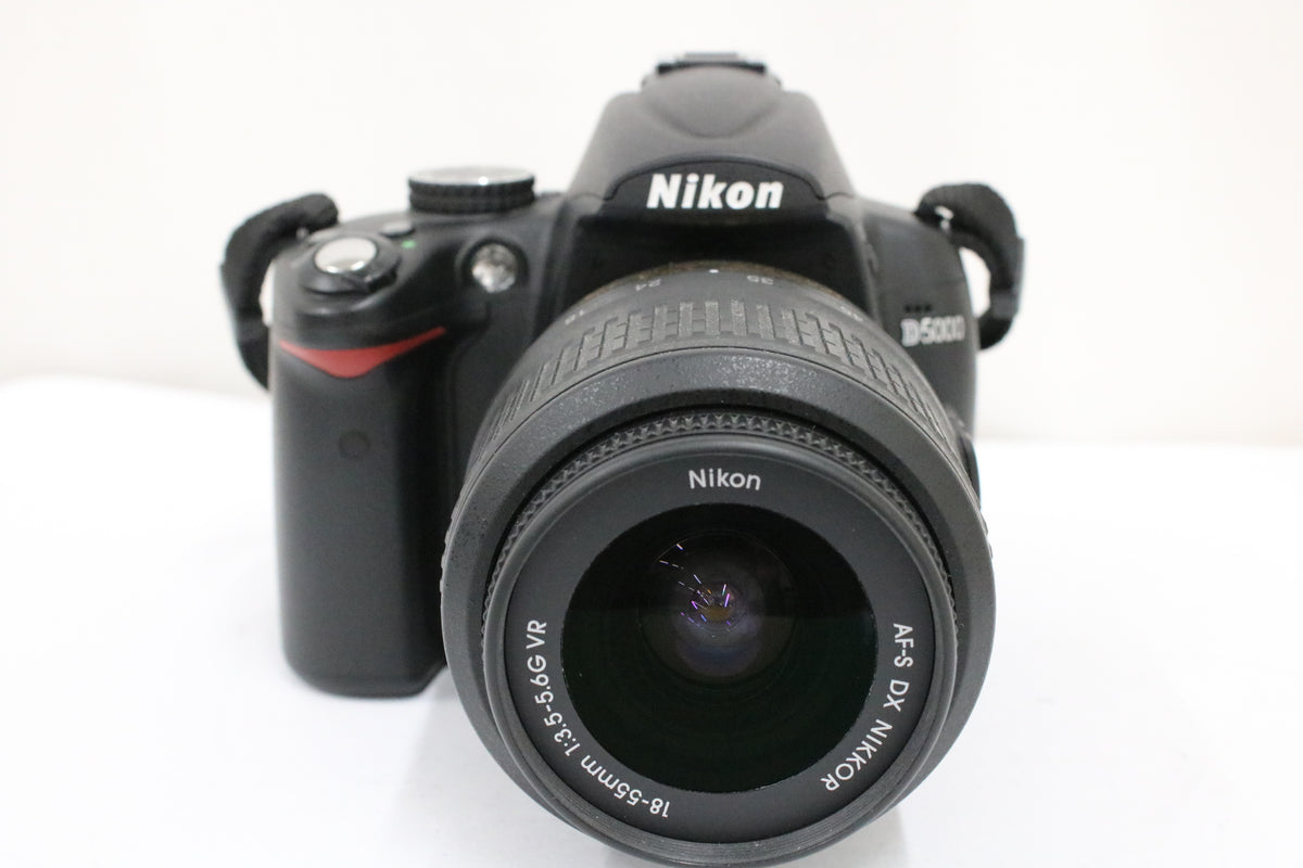 【シャッター664回】ニコン Nikon D5000 DX AF-S NIKKOR 18-55mm F3.5-5.6G VR デジタル一眼 2