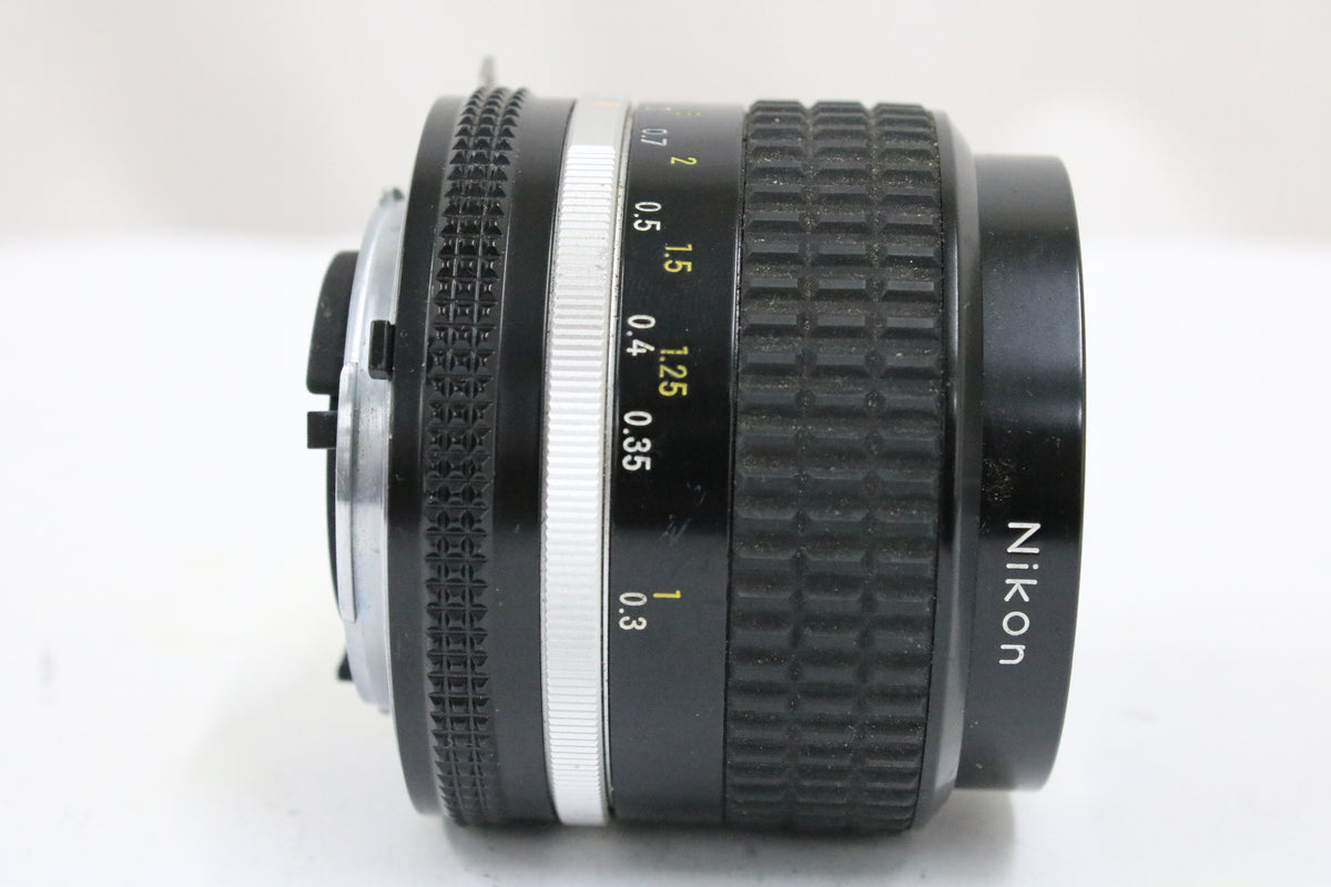 ニコン Nikon NIKKOR Ai-s 35mm F2 レンズ 4