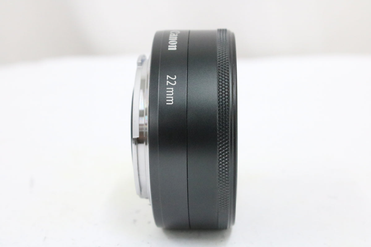 キャノン Canon EF-M 22mm F2 STM レンズ 4