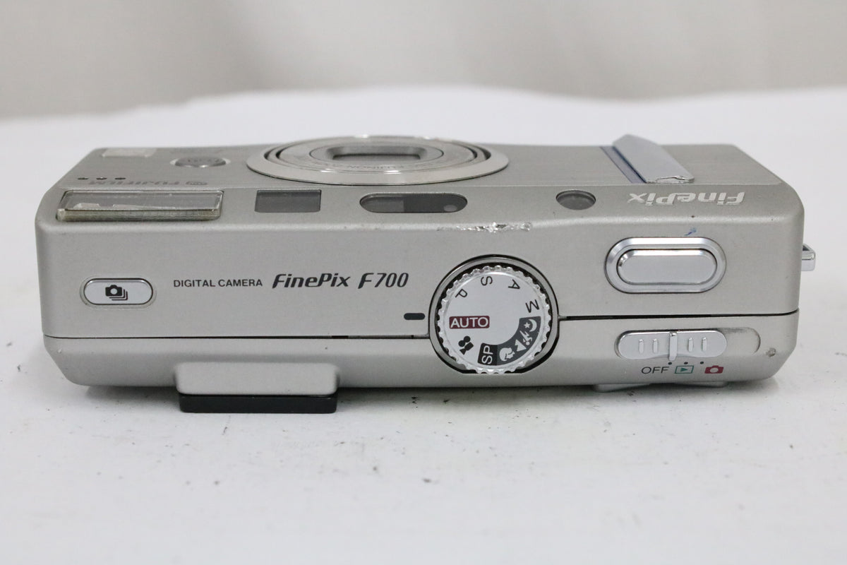 フジフィルム Fujifilm FINEPIX F700 バッテリー付き コンパクトデジタルカメラ 6